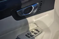 Volvo XC60 din 2021 cu 95.700 km - oferta VOL167601 - foto 9