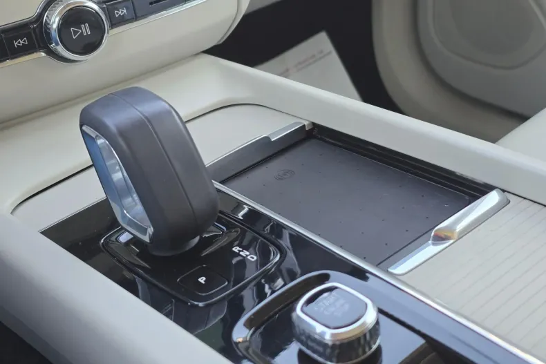 Volvo XC60 din 2021 cu 95.700 km - oferta VOL167601 - foto 16