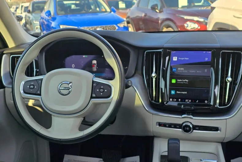 Volvo XC60 din 2021 cu 95.700 km - oferta VOL167601 - foto 28
