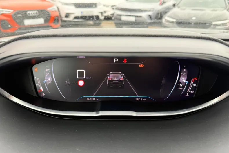 Peugeot 3008 din 2024 cu 34.108 km - oferta PEU167602 - foto 4