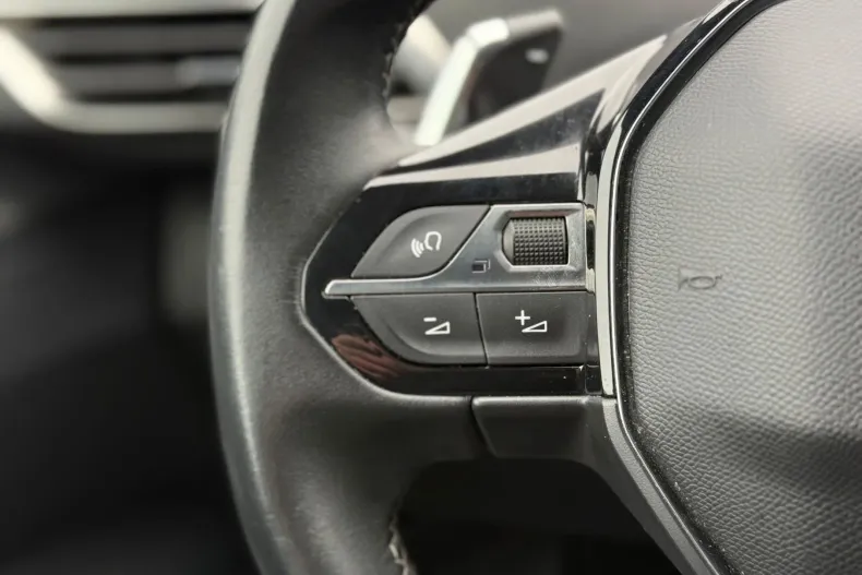 Peugeot 3008 din 2024 cu 34.108 km - oferta PEU167602 - foto 20