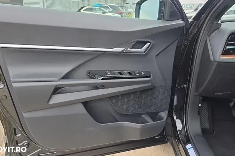 KG Mobility Torres din 2025 cu 10 km - oferta KGM167604 - foto 28