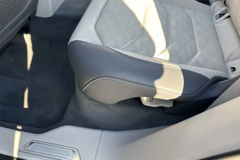 Volkswagen Touareg din 2022 cu 102.322 km - oferta VOL167607 - foto 25