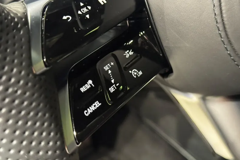 Mercedes-Benz G din 2025 cu 1.900 km - oferta MER167611 - foto 26