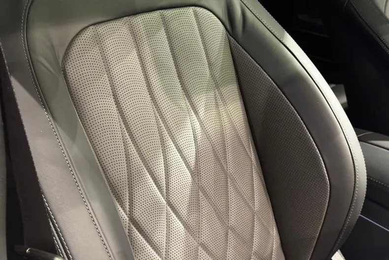 Mercedes-Benz G din 2025 cu 1.900 km - oferta MER167611 - foto 29