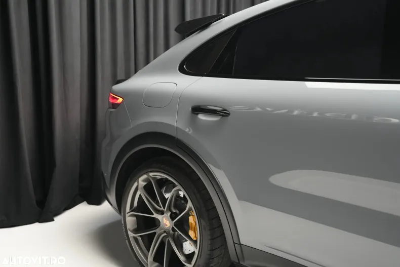 Porsche Cayenne Coupe din 2022 cu 50.200 km - oferta POR167635 - foto 11