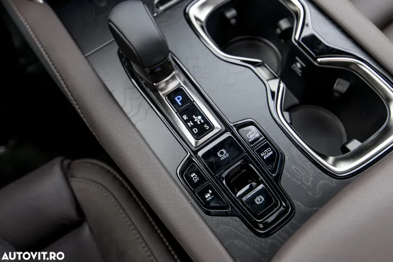 Lexus Seria RX din 2025 cu 10 km - oferta LEX167643 - foto 31