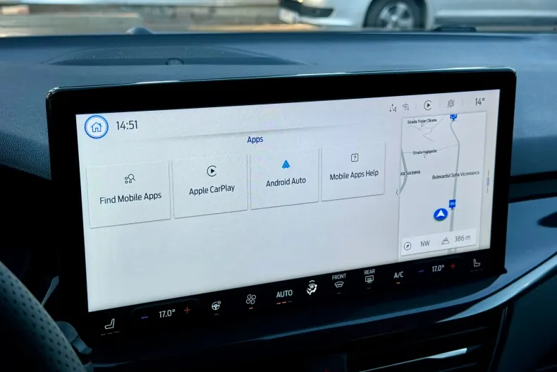 Ford Focus din 2023 cu 7.700 km - oferta FOR167644 - foto 4