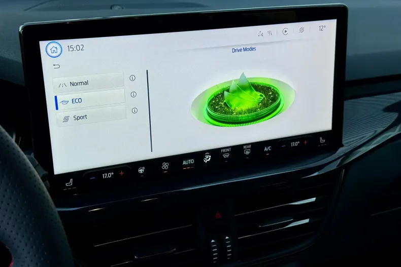 Ford Focus din 2023 cu 7.700 km - oferta FOR167644 - foto 21