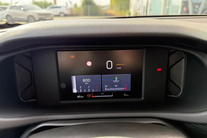 Jeep Avenger din 2025 cu 1 km - oferta JEE167649 - foto 18