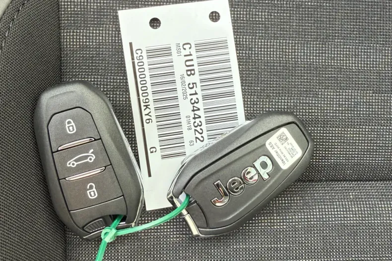 Jeep Avenger din 2025 cu 1 km - oferta JEE167649 - foto 21