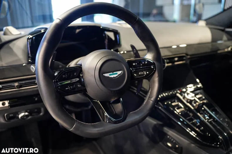 Aston Martin V8 Vantage din 2024 cu 11.600 km - oferta AST167652 - foto 22