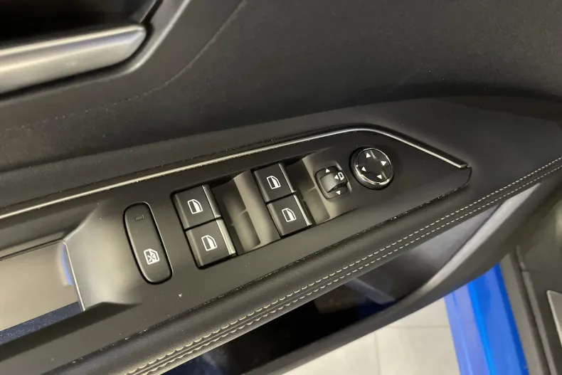 Peugeot 3008 din 2022 cu 134.233 km - oferta PEU167654 - foto 14