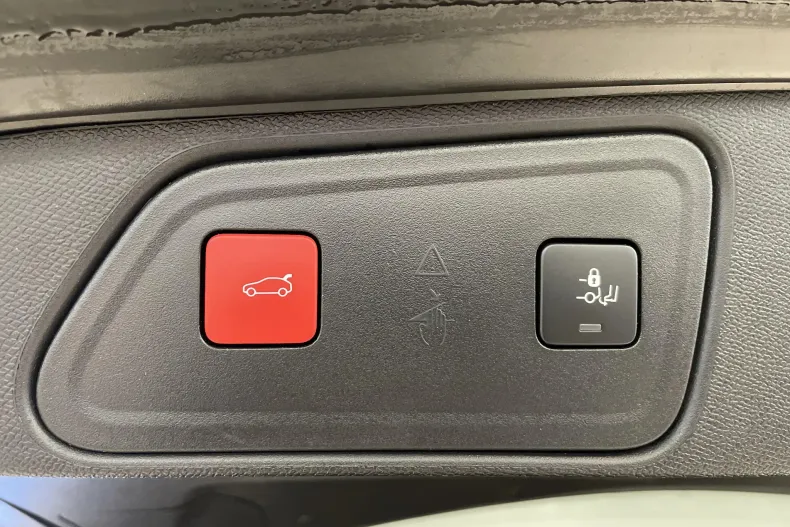 Peugeot 3008 din 2022 cu 134.233 km - oferta PEU167654 - foto 23