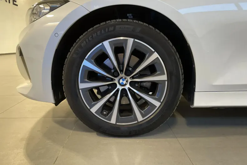 BMW Seria 3 din 2023 cu 65.783 km - oferta BMW167664 - foto 13