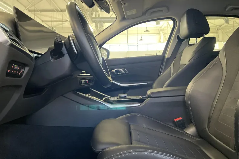 BMW Seria 3 din 2023 cu 65.783 km - oferta BMW167664 - foto 23