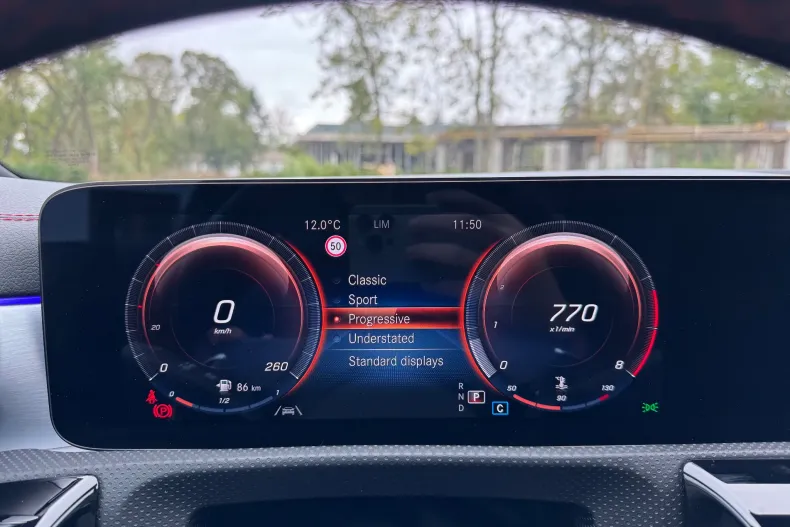 Mercedes-Benz CLA din 2020 cu 125.100 km - oferta MER167671 - foto 10