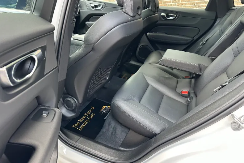 Volvo XC60 din 2022 cu 121.000 km - oferta VOL167673 - foto 12