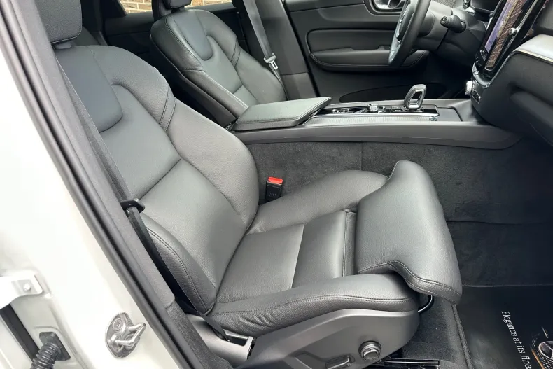 Volvo XC60 din 2022 cu 121.000 km - oferta VOL167673 - foto 18