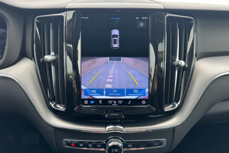 Volvo XC60 din 2022 cu 121.000 km - oferta VOL167673 - foto 37