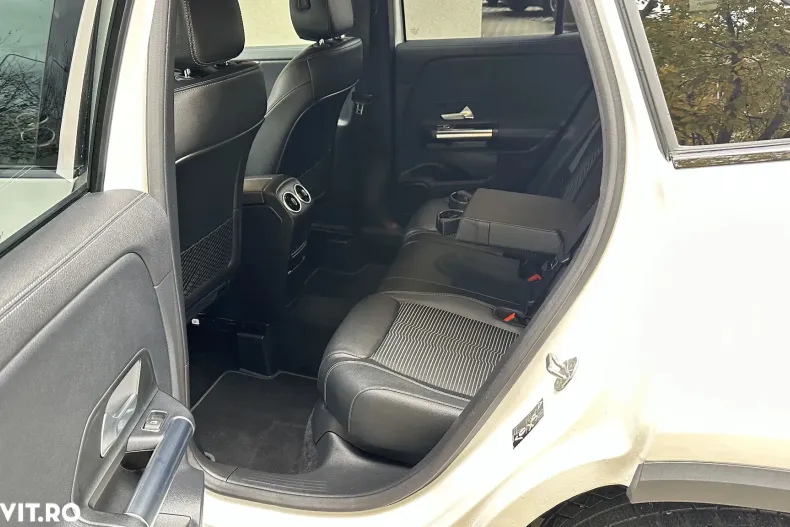 Mercedes-Benz GLA din 2022 cu 43.400 km - oferta MER167674 - foto 4