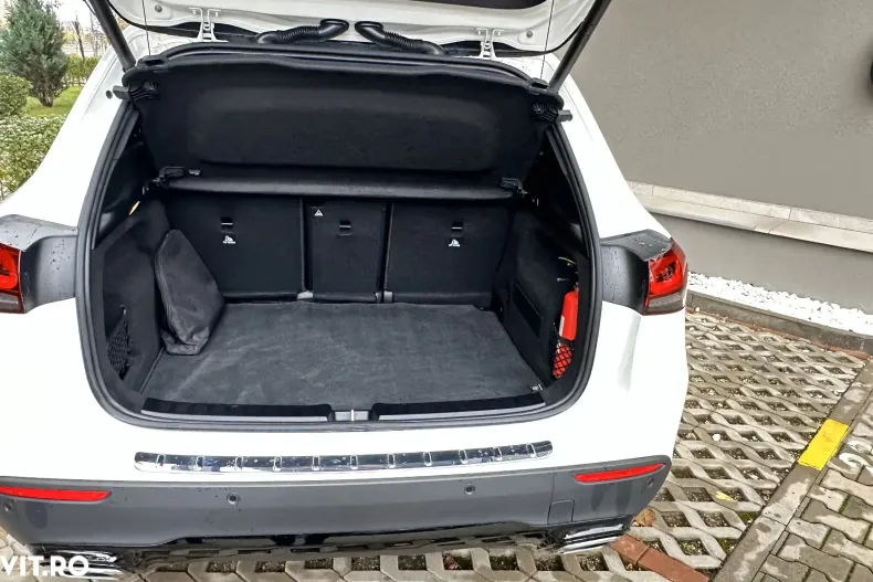 Mercedes-Benz GLA din 2022 cu 43.400 km - oferta MER167674 - foto 8