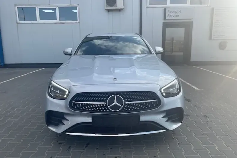 Mercedes-Benz E din 2021 cu 75.417 km - oferta MER167680 - foto 2