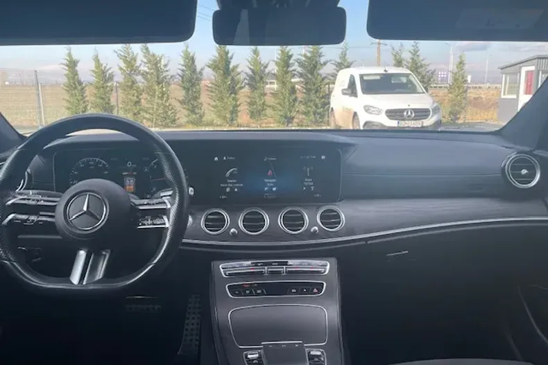 Mercedes-Benz E din 2021 cu 75.417 km - oferta MER167680 - foto 5