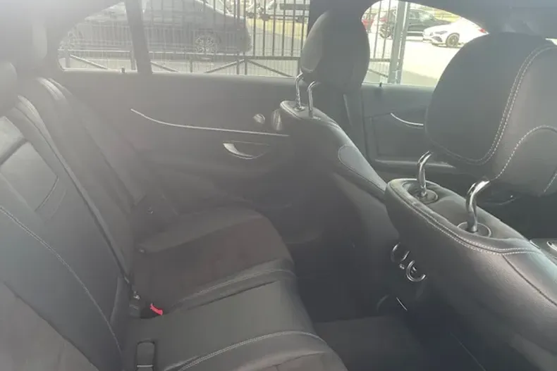 Mercedes-Benz E din 2021 cu 75.417 km - oferta MER167680 - foto 16