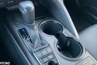 Toyota Camry din 2022 cu 45.370 km - oferta TOY167681 - foto 9