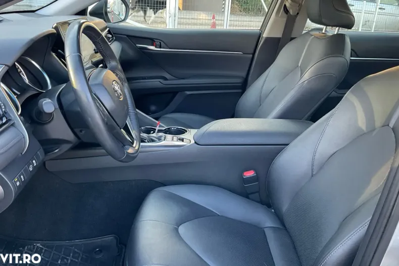 Toyota Camry din 2022 cu 45.370 km - oferta TOY167681 - foto 15