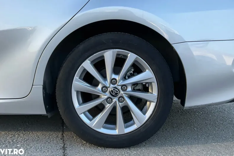 Toyota Camry din 2022 cu 45.370 km - oferta TOY167681 - foto 17
