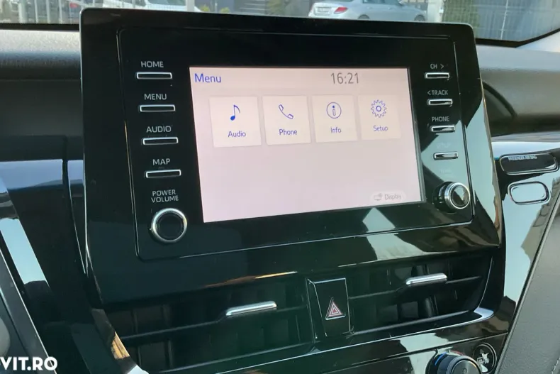 Toyota Camry din 2022 cu 45.370 km - oferta TOY167681 - foto 18