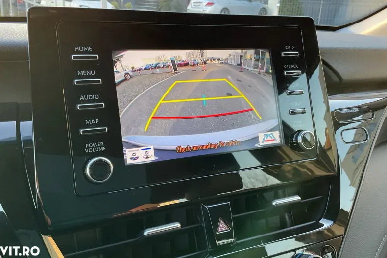 Toyota Camry din 2022 cu 45.370 km - oferta TOY167681 - foto 20