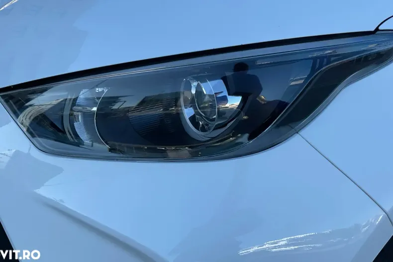 Toyota Yaris din 2022 cu 70.960 km - oferta TOY167685 - foto 18