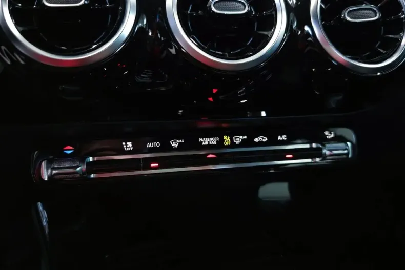 Mercedes-Benz A din 2020 cu 117.210 km - oferta MER167689 - foto 23