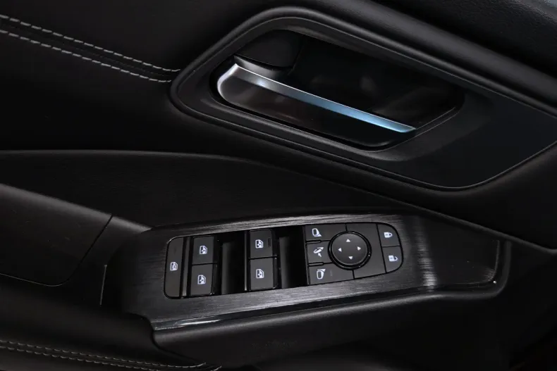 Nissan Qashqai din 2023 cu 83.074 km - oferta NIS167691 - foto 26