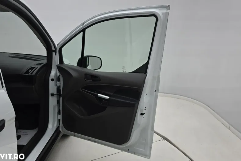 Ford Transit Connect din 2022 cu 149.982 km - oferta FOR167705 - foto 18