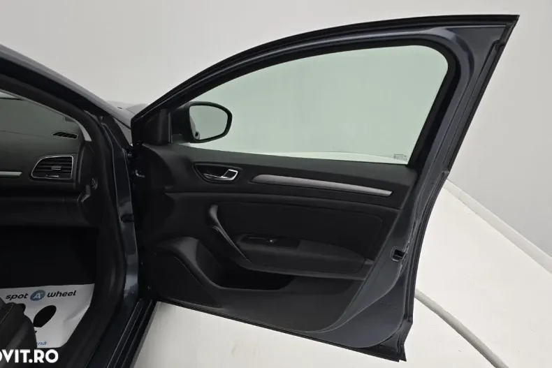 Renault Megane din 2022 cu 70.773 km - oferta REN167711 - foto 17