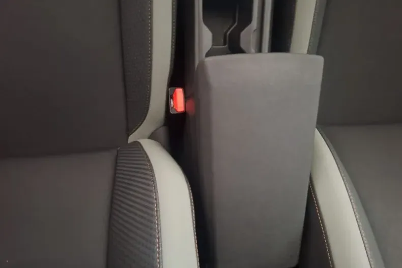 Dacia Duster din 2024 cu 700 km - oferta DAC167718 - foto 18