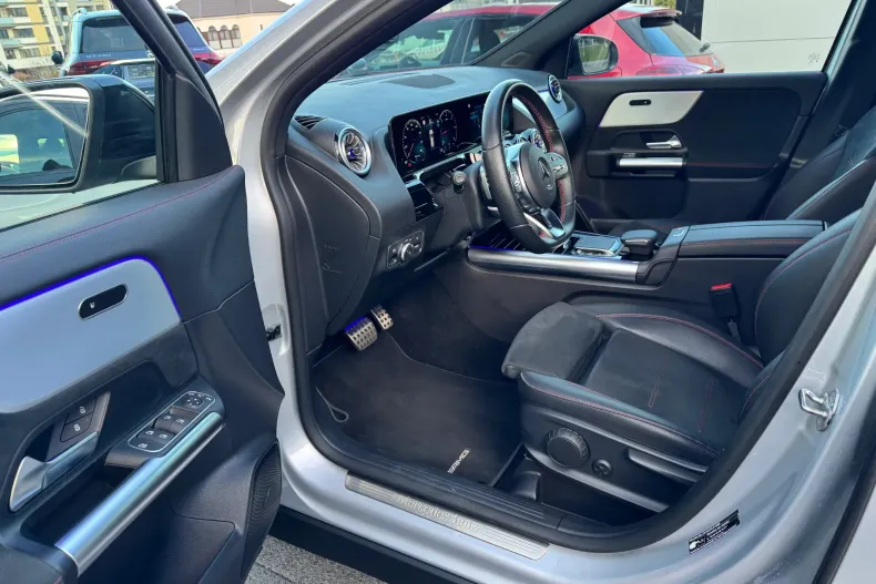 Mercedes-Benz GLA din 2023 cu 63.847 km - oferta MER167731 - foto 5