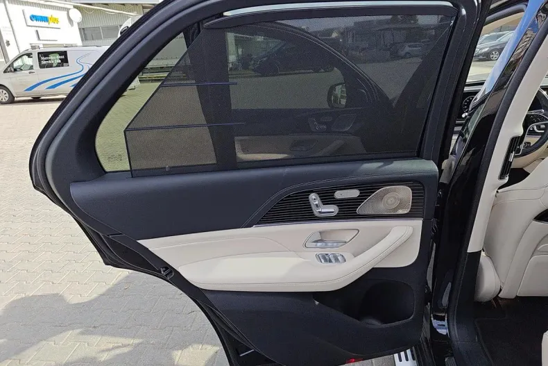 Mercedes-Benz GLE din 2024 cu 8.900 km - oferta MER167732 - foto 36