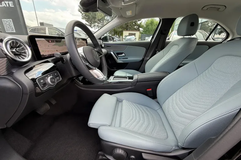 Mercedes-Benz A din 2024 cu 6.400 km - oferta MER167735 - foto 6