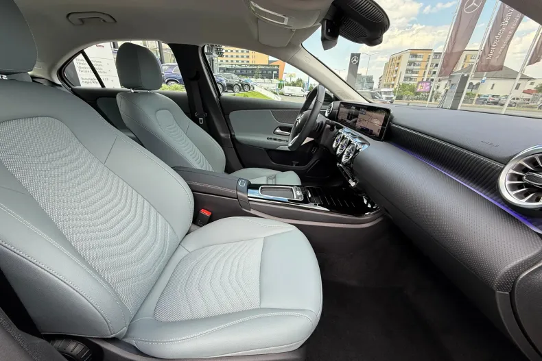 Mercedes-Benz A din 2024 cu 6.400 km - oferta MER167735 - foto 9