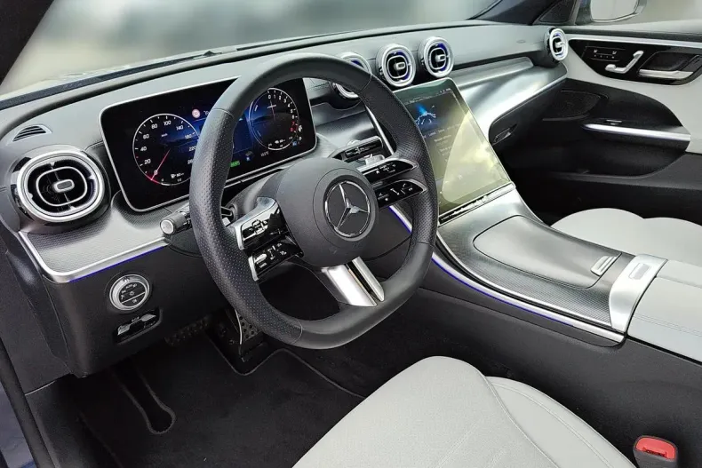 Mercedes-Benz C din 2024 cu 9.800 km - oferta MER167737 - foto 21