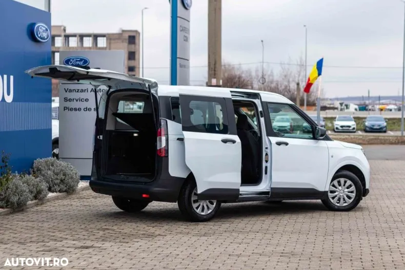 Ford Tourneo Courier din 2024 cu 25.818 km - oferta FOR167744 - foto 16