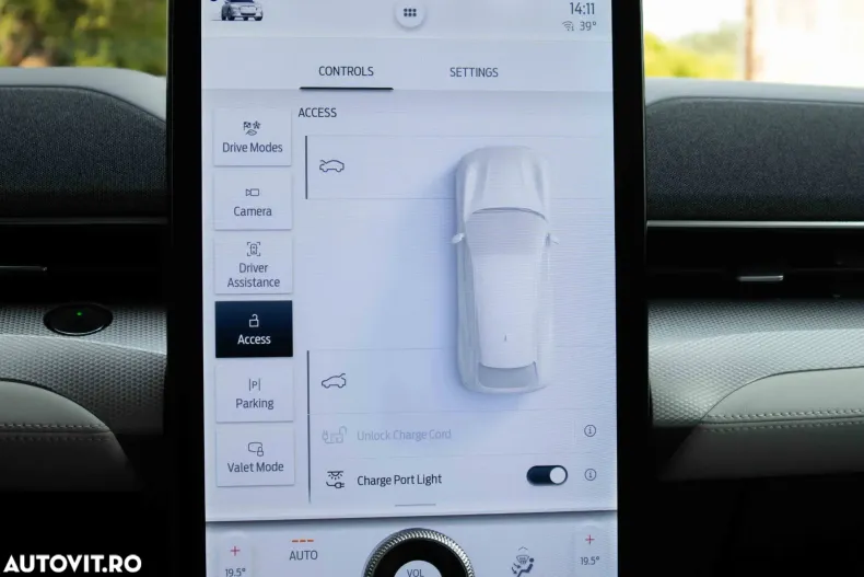 Ford Mustang Mach-E din 2023 cu 2 km - oferta FOR167745 - foto 25