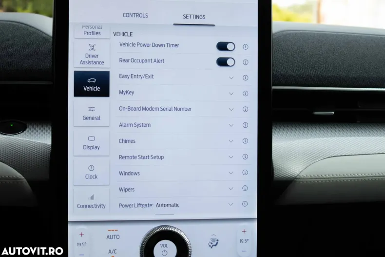 Ford Mustang Mach-E din 2023 cu 2 km - oferta FOR167745 - foto 26