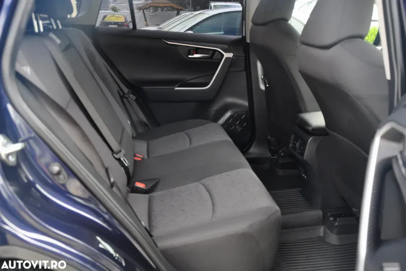 Toyota RAV4 din 2022 cu 154.152 km - oferta TOY167764 - foto 8