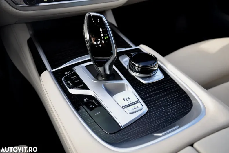 BMW Seria 7 din 2021 cu 61.000 km - oferta BMW167765 - foto 22